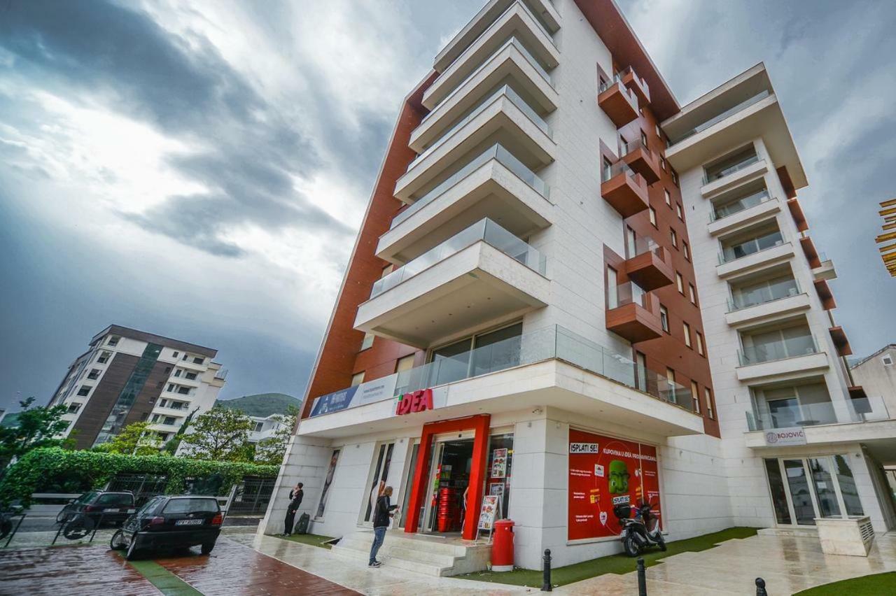 Red Lux Apartment Budva Exterior photo